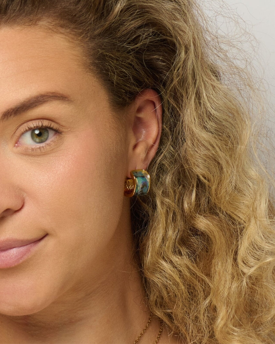 Mother of Pearl Jewellery: The Colours of the Sea
