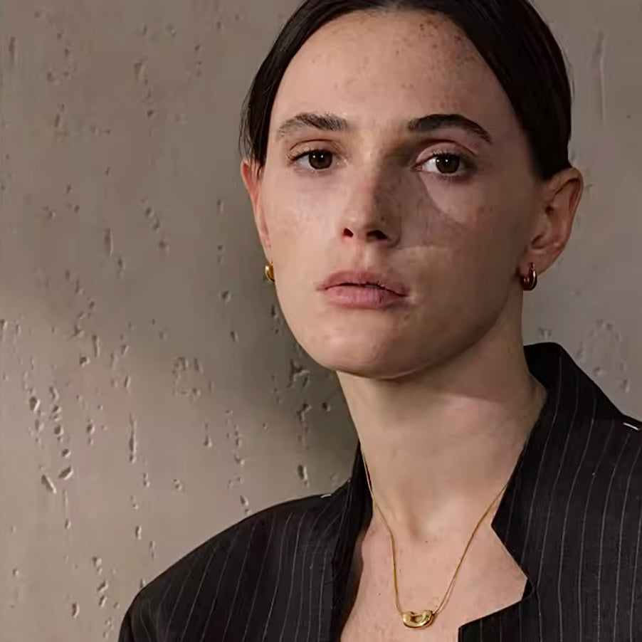 Virella Necklace Set