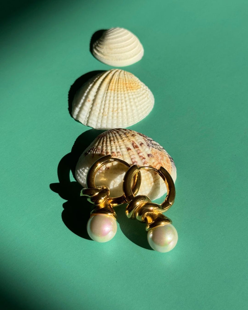 The Pearl Current