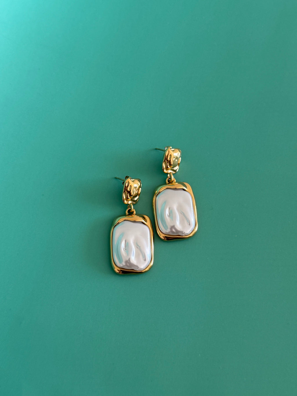 Safina Pearl Earrings