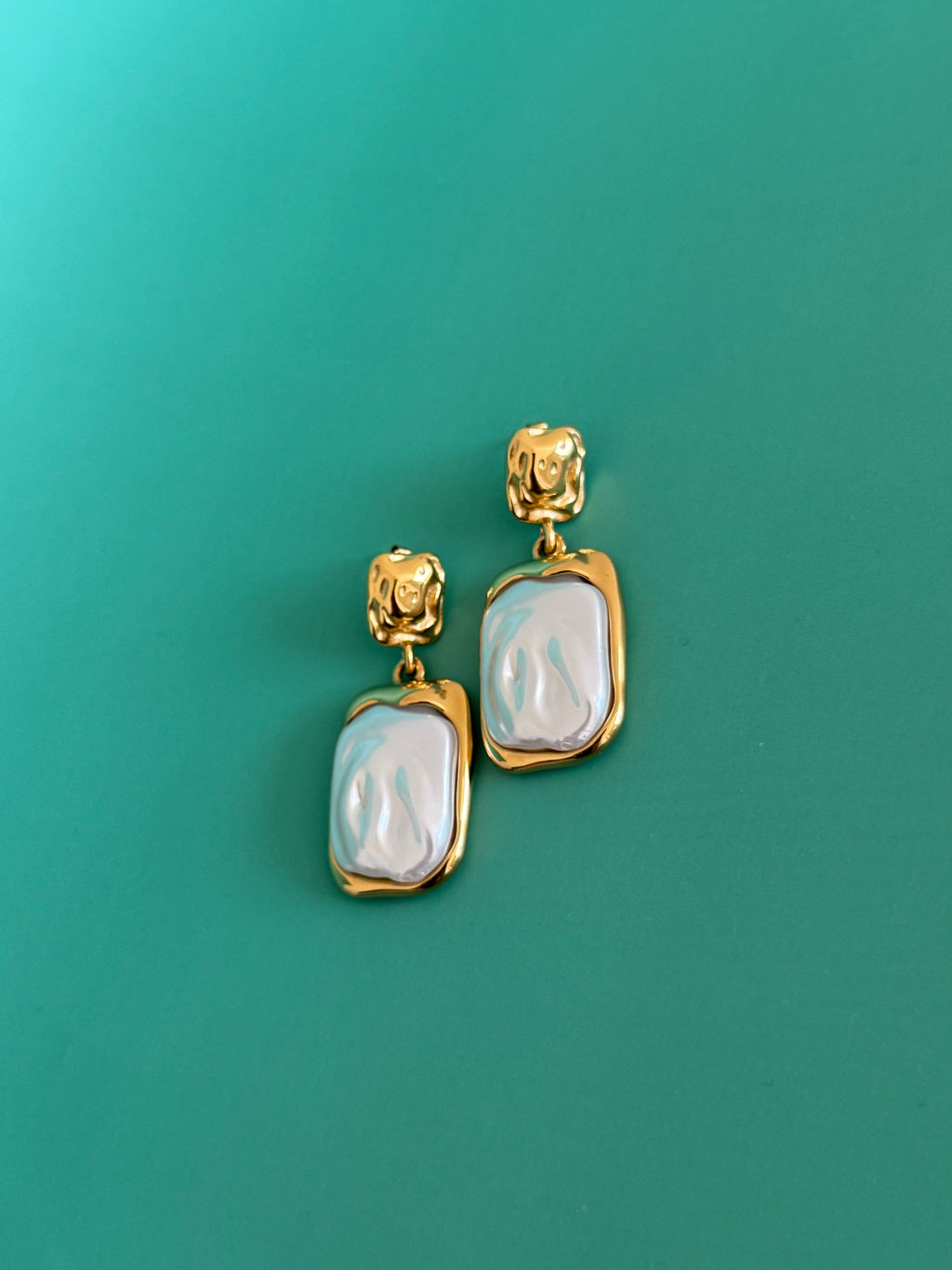 Safina Pearl Earrings