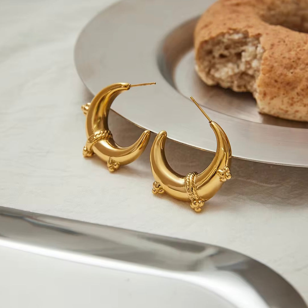 Taviya Earings