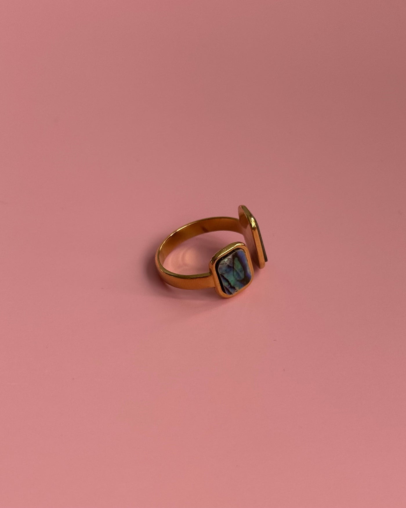 Dahlia Ring