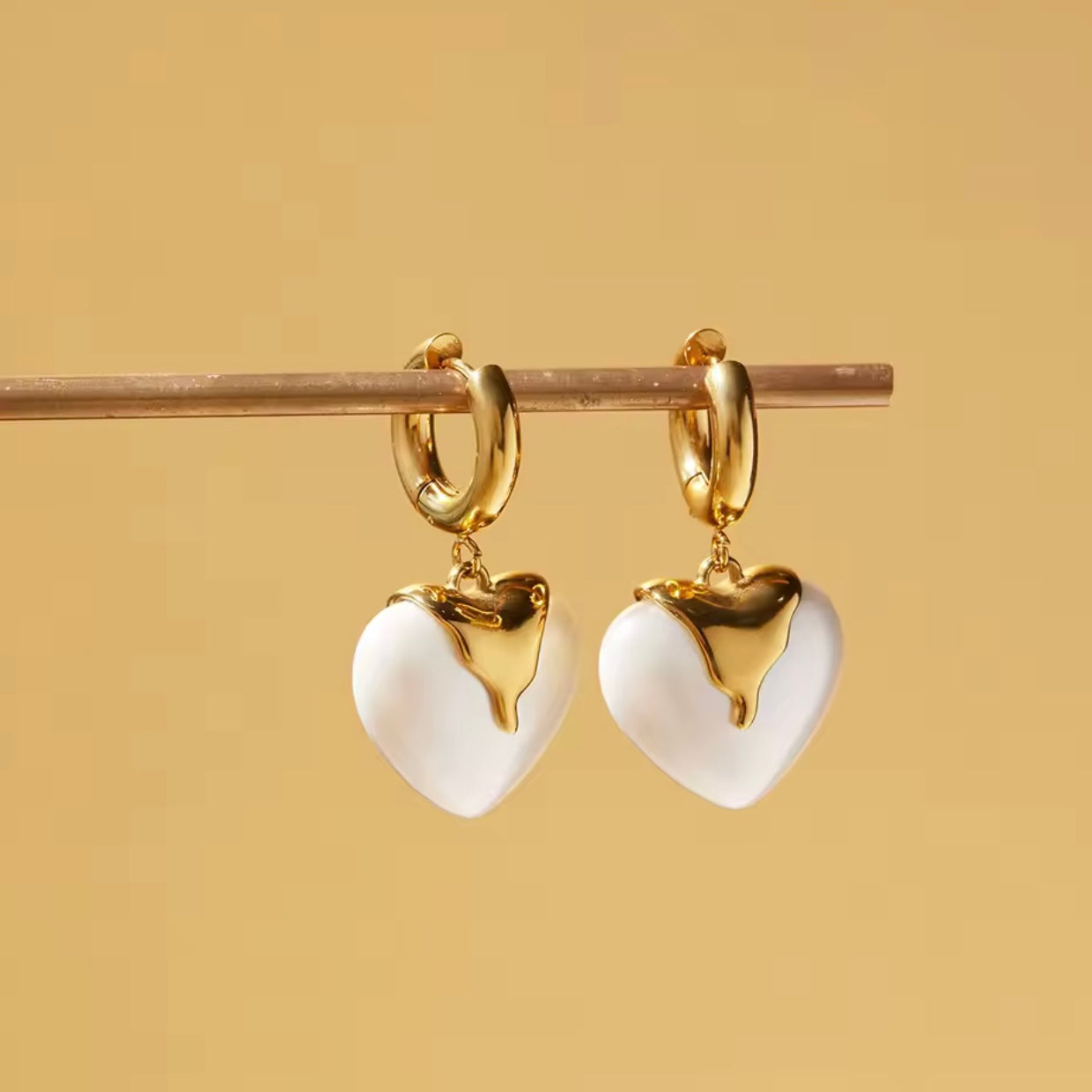 Blanc Amore Heart Earrings