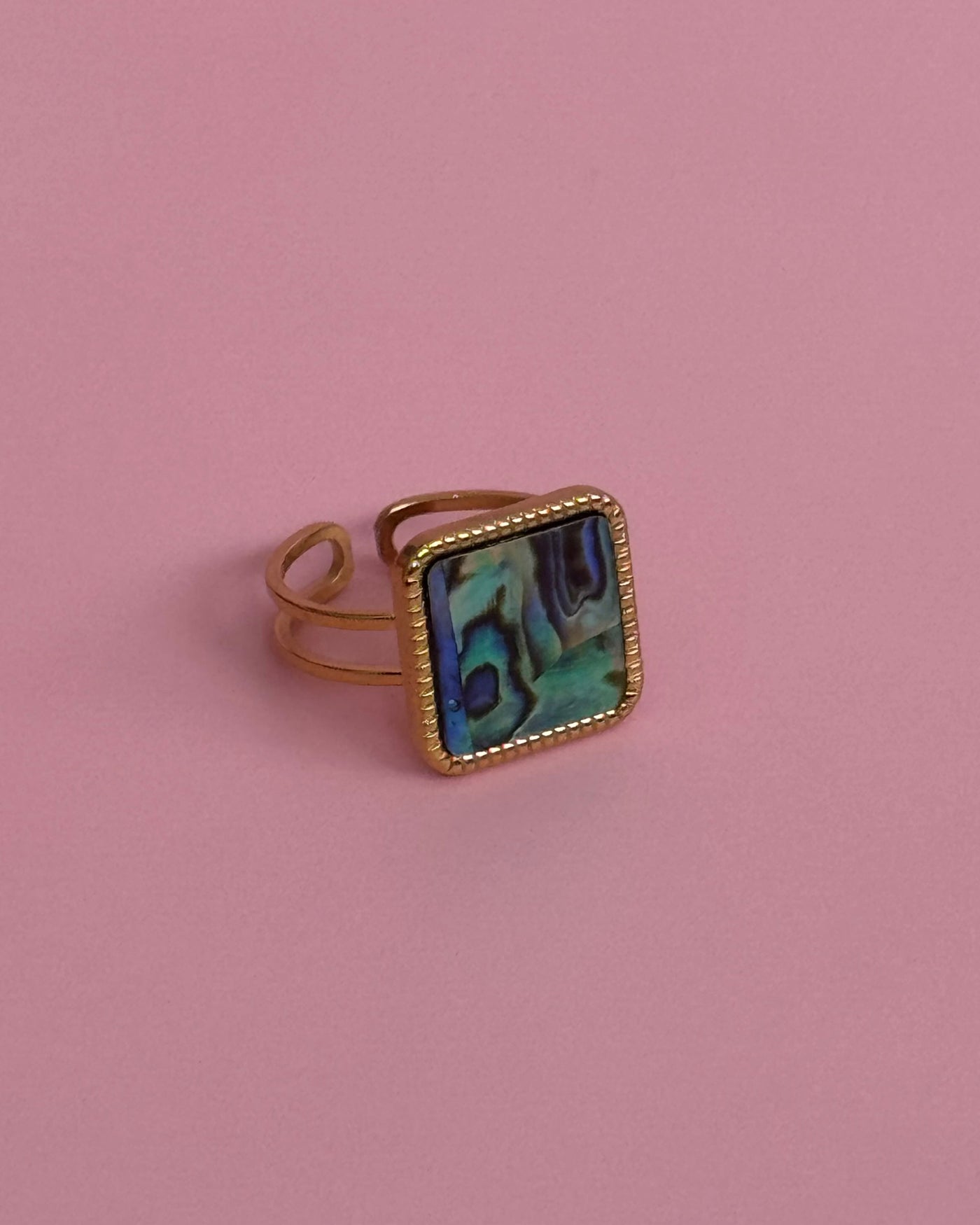 Suzenne Ring