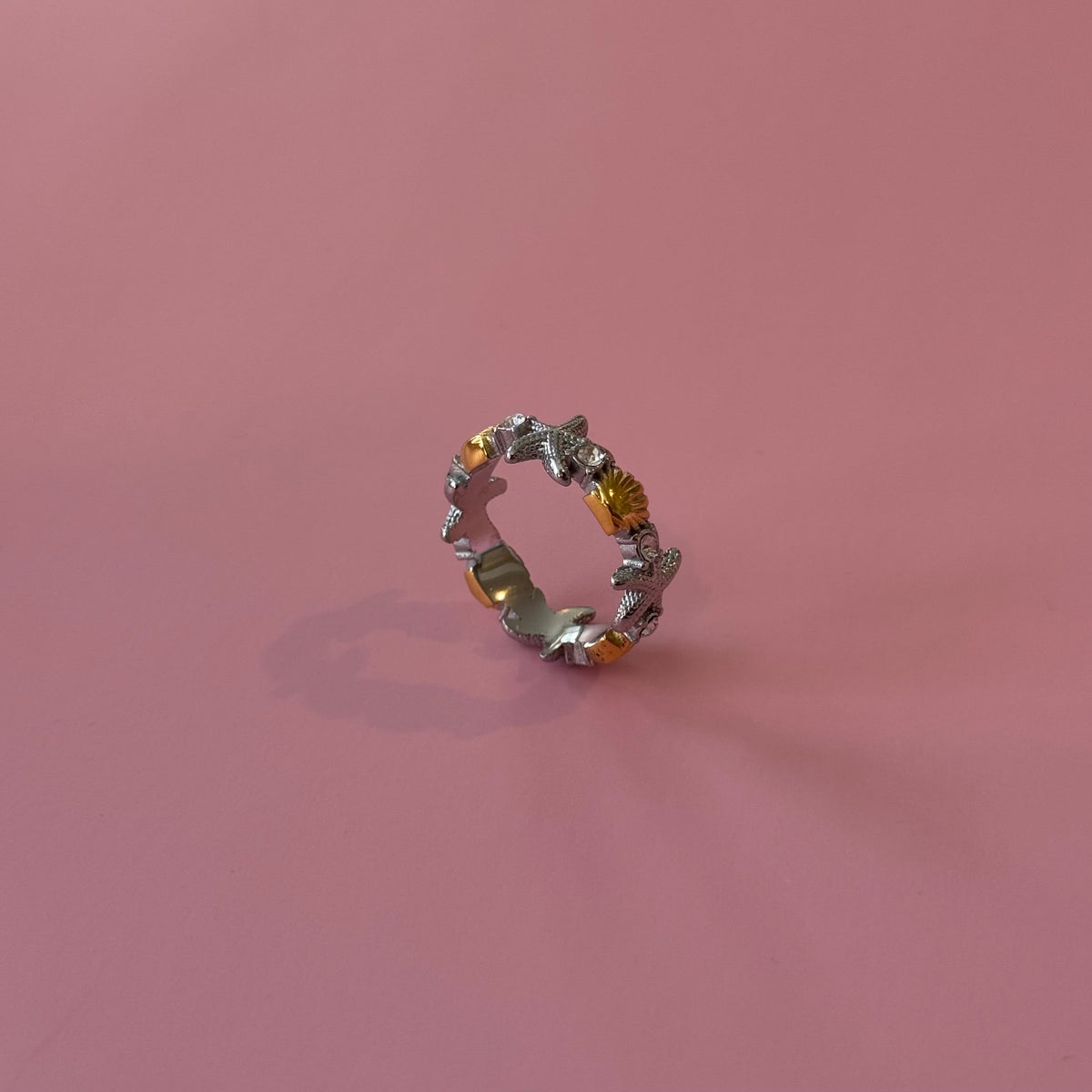 Mehrāb Ring