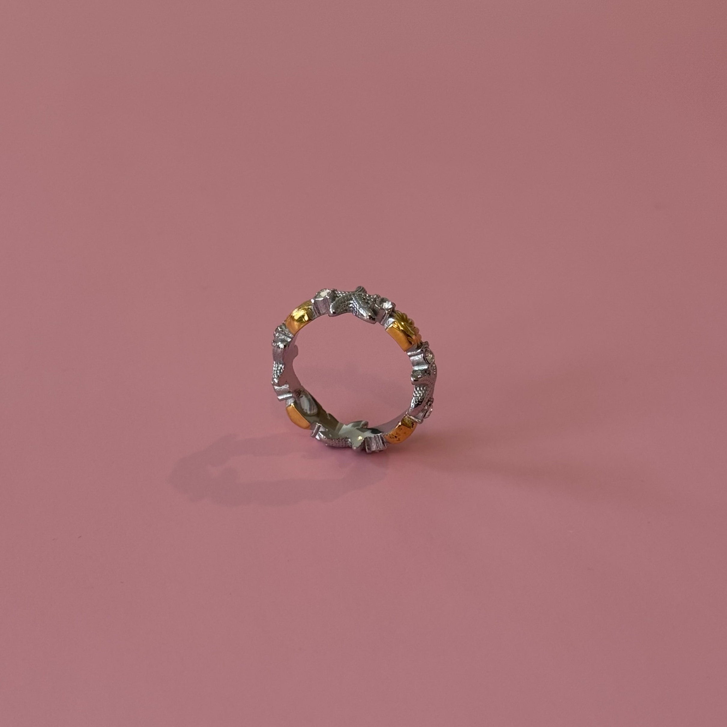 Mehrāb Ring