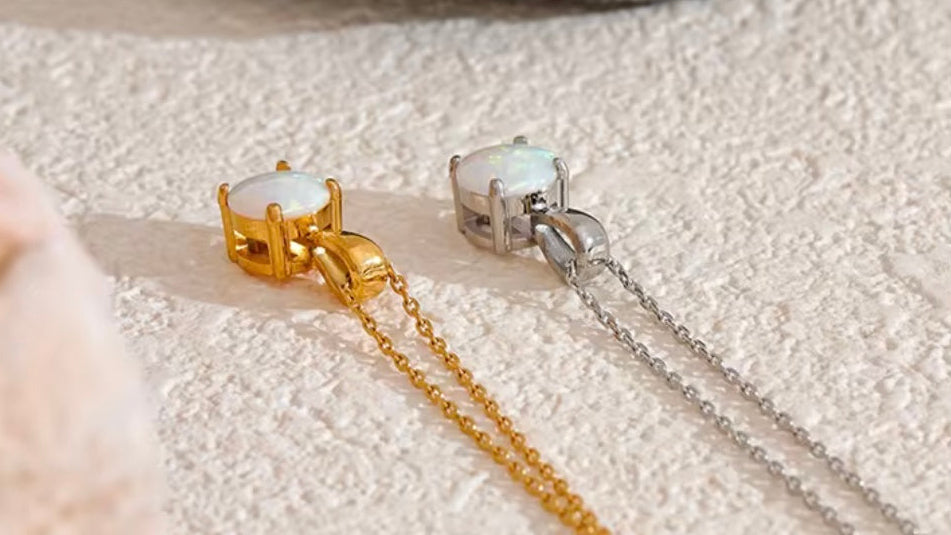 Lumière Opal Pendant