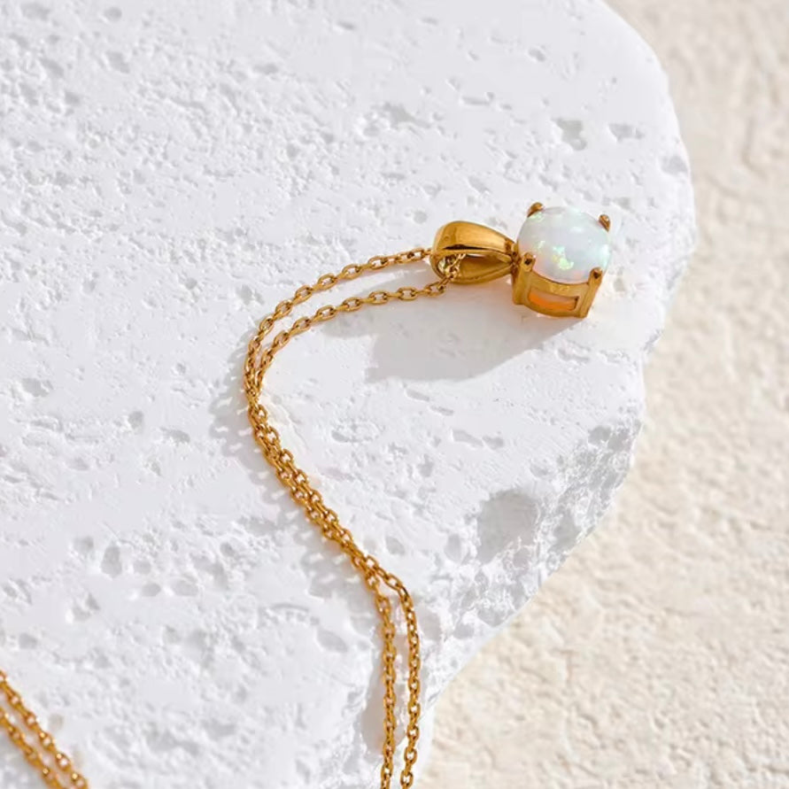 Lumière Opal Pendant