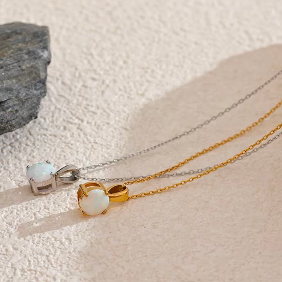 Lumière Opal Pendant
