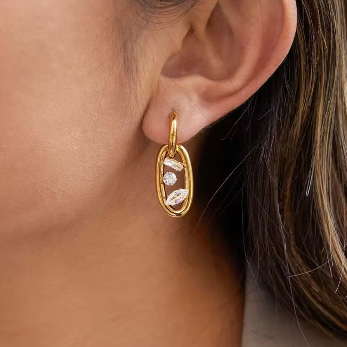 Madame Zircon Earrings